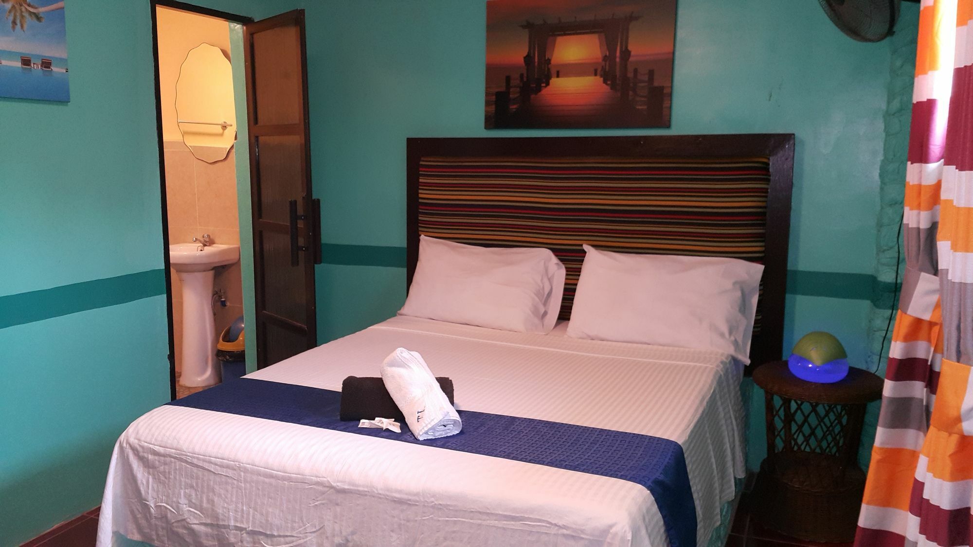 Treasure Island Resort Olongapo Exterior photo